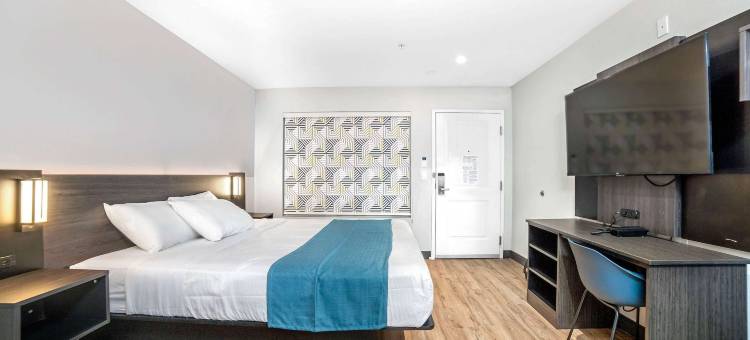 Studio 6 套房 - 加利福尼亚州斯托克顿 - 滨水(Studio 6 Suites Stockton, CA – Waterfront)图片