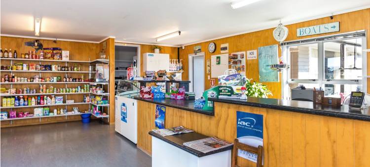 莫图特尔海湾前十大假日公园酒店(Motutere Bay Top 10 Holiday Park)图片