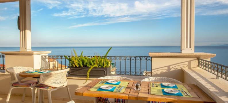 短笛大酒店(Piccolo Grand Hotel)图片