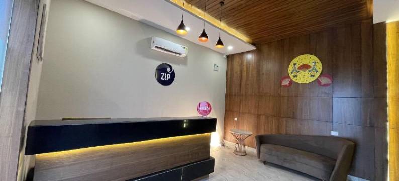 西普斯普里酒店波泰尔(Zip by Spree Hotels Bhopal)图片