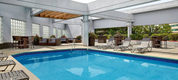 温哥华吉尔福德喜来登酒店(Sheraton Vancouver Guildford Hotel)图片