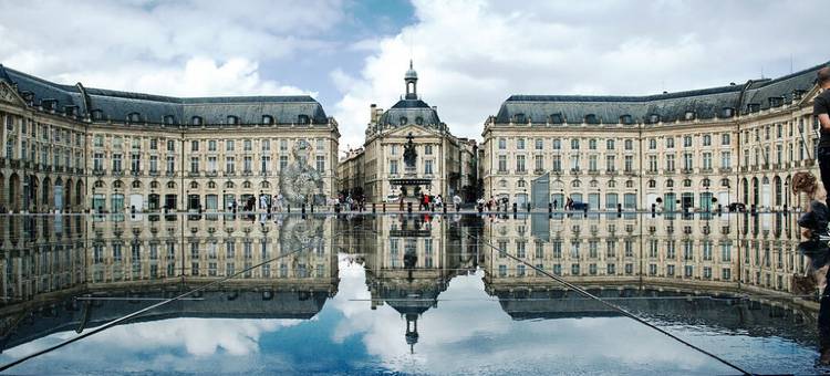 宜必思波尔多中心圣约翰火车站酒店(近高铁站，加龙河畔)(Ibis Bordeaux Centre Gare Saint-Jean)图片