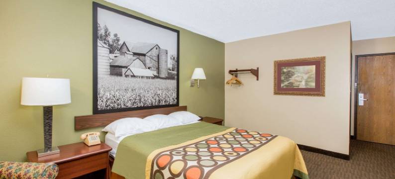 费尔蒙特温德姆速8酒店(Super 8 by Wyndham Fairmont)图片