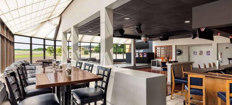 利哈伊谷/阿伦敦机场戴斯酒店(Days Hotel by Wyndham Allentown Airport / Lehigh Valley)图片