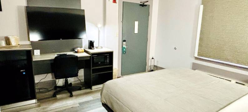 雷纳姆汤顿凯艺酒店(Quality Inn Raynham - Taunton)图片