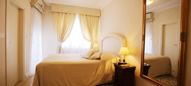 特里亚纳别墅酒店(Villa Triana-Adults Only)图片