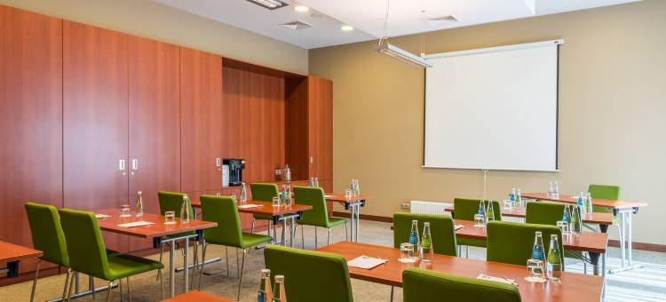 华沙机场希尔顿欢朋酒店(Hampton by Hilton Warsaw Airport)图片