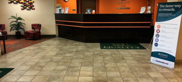 近赖利堡-章克申城品质酒店(Quality Inn Junction City Near Fort Riley)图片