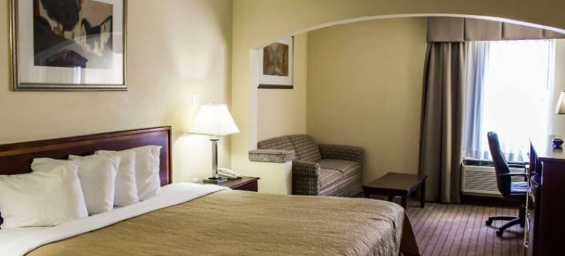 富奎瓦瑞纳东凯艺酒店(Quality Inn Fuquay Varina East)图片