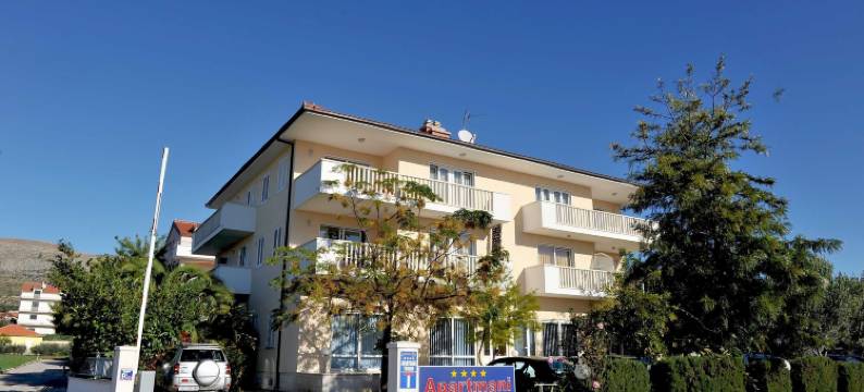 特罗吉尔公寓酒店(Apartmani Trogir)图片