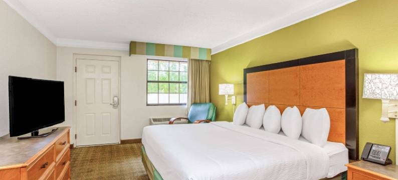 奥兰多机场西拉昆塔温德姆酒店(La Quinta Inn by Wyndham Orlando Airport West)图片