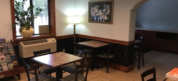 曼彻斯特机场速8酒店(Super 8 by Wyndham Manchester Airport)图片