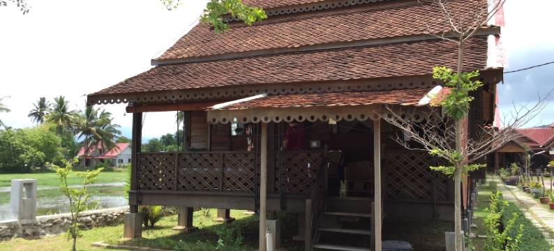 坦那般登邦格洛斯度假公寓(Tanabendang Banglos)图片