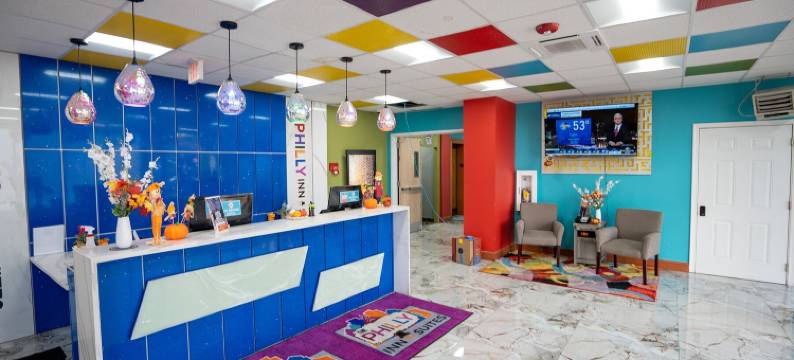 菲力套房旅店(Philly Inn & Suites)图片