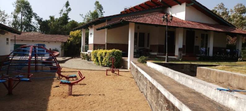 瑟格莱什布尔艾卡度假村(Eka Resort)图片