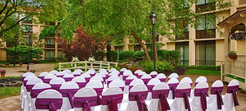 克里夫兰机场温德姆酒店(Wyndham Cleveland Airport)图片