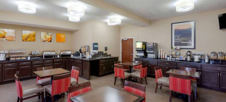 舒适套房酒店-伍兹克罗斯/盐湖城北(Comfort Inn & Suites Woods Cross - Salt Lake City North)图片
