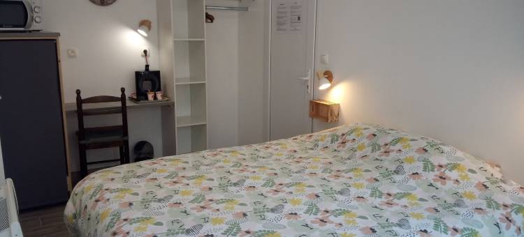 R & C - 室内和平静(R & C - Room & Calm)图片