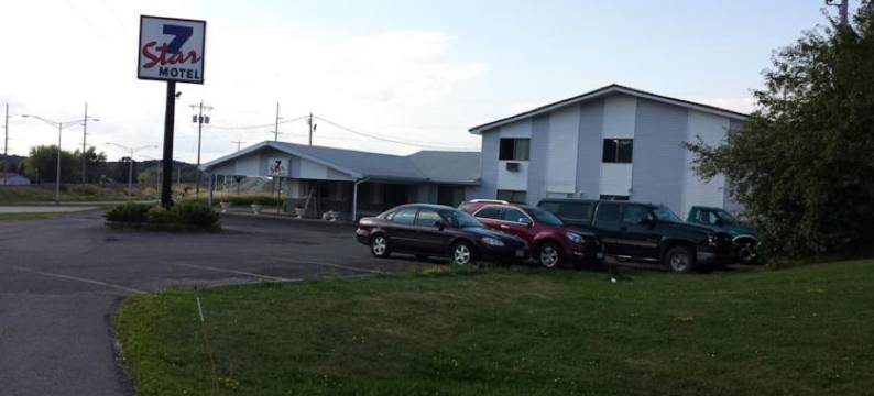 7 星级酒店(7 Star Inn)图片