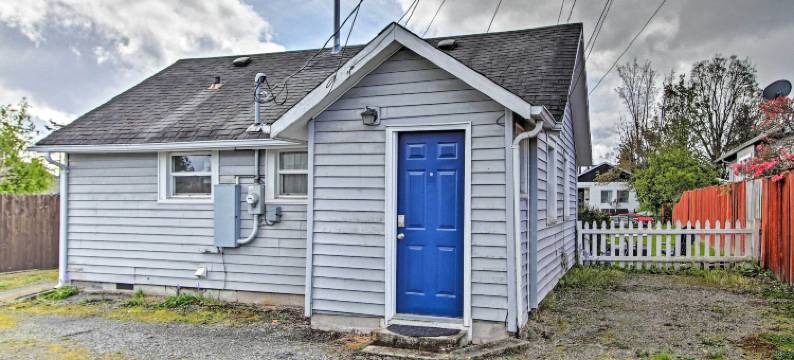 位于市中心附近，有火坑的可爱塔科马小屋！(Lovely Tacoma Cottage w/ Fire Pit, Near Dtwn!)图片