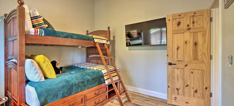 靠近徒步区和酒庄：阿诺德小屋带甲板！(Arnold Cabin with Deck, Near Hiking and Wineries!)图片