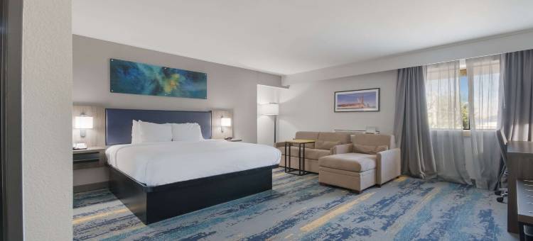 凯隆波因特酒店(Clarion Pointe OKC Airport)图片