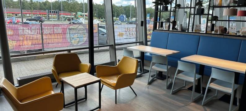 吕讷堡石楠草原西塞尔威斯酒店(Serways Hotel Lüneburger Heide West)图片