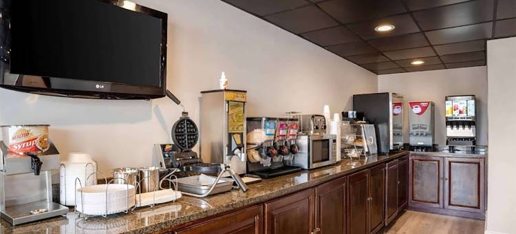 Super 8 by Wyndham Daleville/Fort Novosel图片