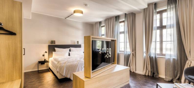 开间9(Studio 9)图片