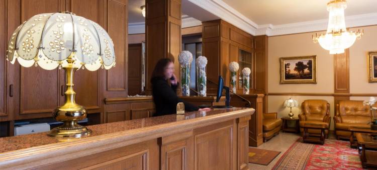 巴黎和平共和国原创城市酒店(The Originals City, Hôtel Paix République, Paris)图片