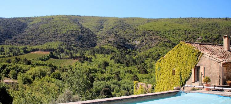 Holiday Home in Lacoste with Pool图片
