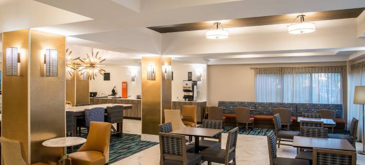 希尔顿欢朋套房酒店-杰克逊市中心体育馆(Hampton Inn & Suites Jackson Downtown-Coliseum)图片