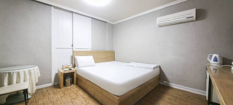 张城休(Hyumotel)图片