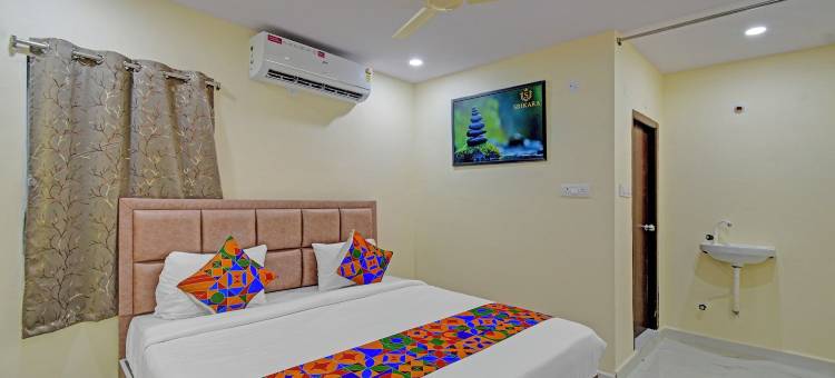 Fabhotel Srikara Grand 豪华客房(FabHotel Srikara Grand Luxury Rooms)图片