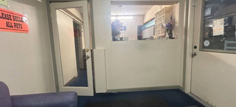 大12汽车旅馆布罗肯博内(Big 12 Motel Broken Bow NE)图片