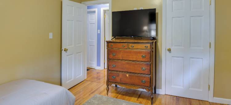 可以带狗的菲奇堡度假租赁，可远足和滑雪(Dog-friendly Fitchburg Vacation Rental, Hike & Ski)图片