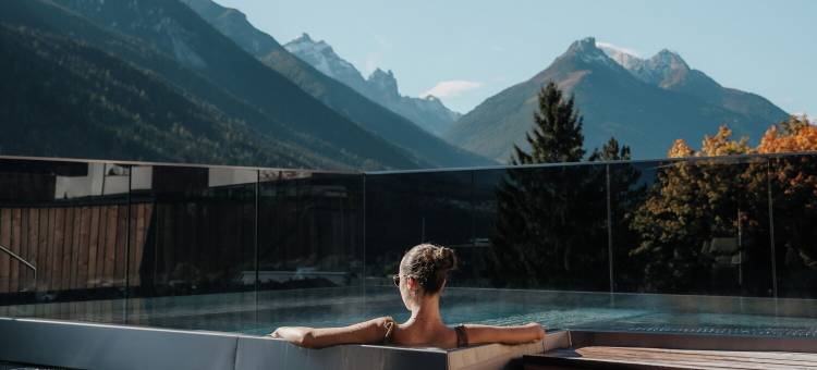 拉尔亨洛奇天空水疗和屋顶泳池(Larchenlodge SkySpa and Rooftop Pool Inklusive Stubai SuperCard)图片
