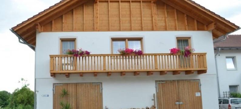 奥根斯坦膳宿公寓(Gasthaus Augenstein)图片