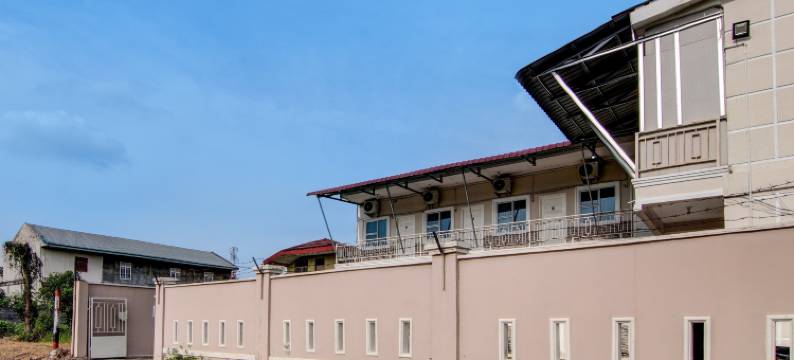 奥酒店 普特里家庭旅馆 靠近SPBU 14.282.694(艾尔希塔姆)(Hotel O Putri Homestay Syariah Near Spbu 14.282.694 (Air Hitam))图片