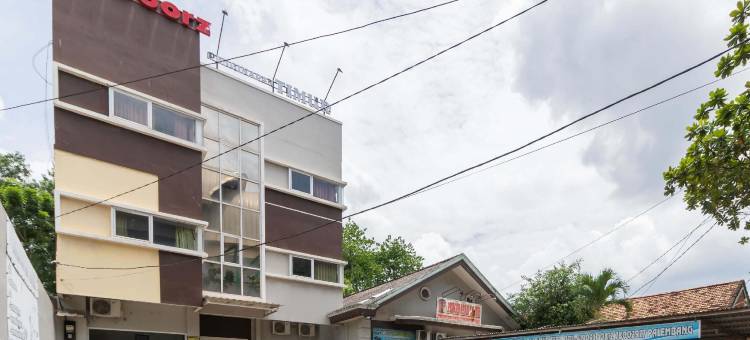 红多兹普拉斯酒店-近巨港机场3号(RedDoorz Plus Near Palembang Airport 3)图片