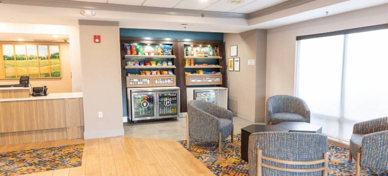 威廉斯波特希尔顿欢朋酒店(Hampton Inn Williamsport-Downtown)图片