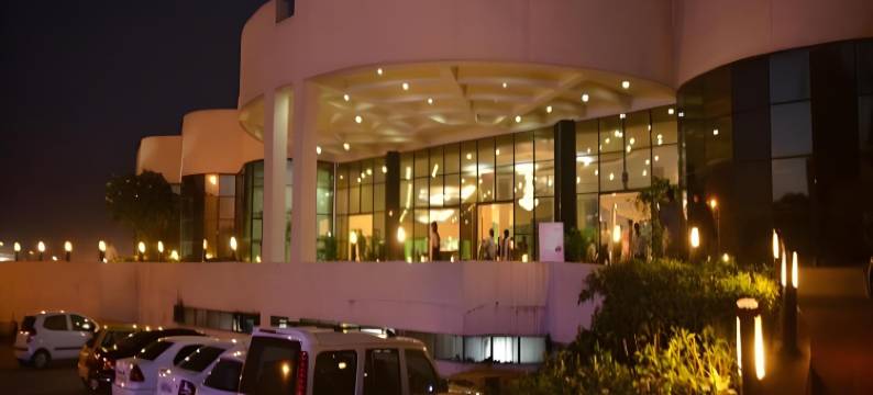 默兹木星业务和豪华酒店(Meuse Jupiter Business and Luxury Hotel)图片