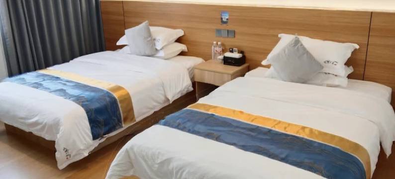 两岸三省民宿(边城茶峒景区店)图片