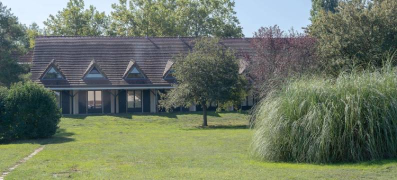 欧塞尔高速公路 du Soleil 美居酒店(Hôtel Mercure Auxerre Autoroute du Soleil)图片