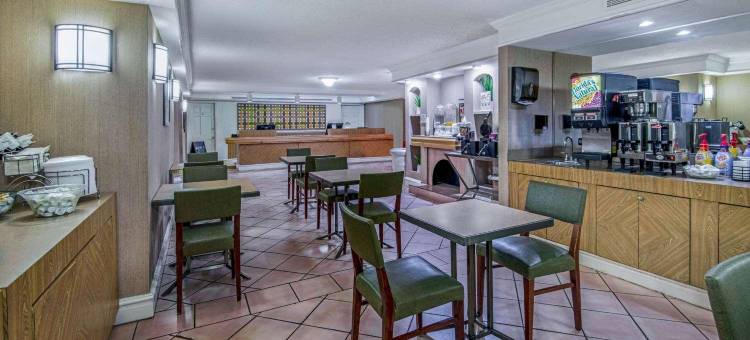 圣安东尼奥I-35瑞特曼路拉昆塔温德姆酒店(La Quinta Inn by Wyndham San Antonio I-35 N at Rittiman Rd)图片