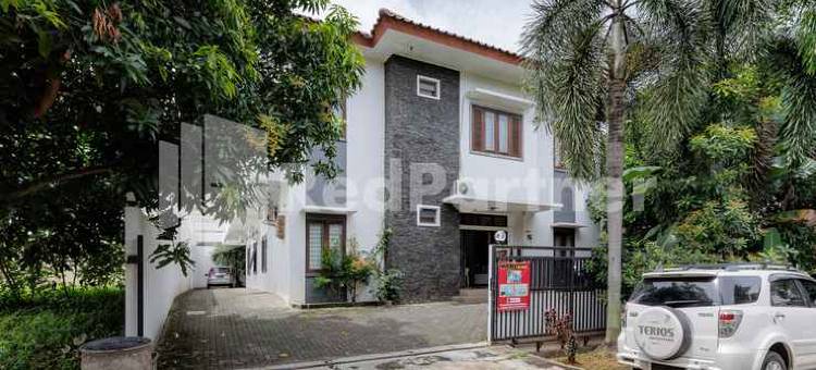 卡拉瓦奇塔曼佩尔马塔蒂加米特拉RedDoorz(Karawaci Taman Permata Tiga RedPartner)图片