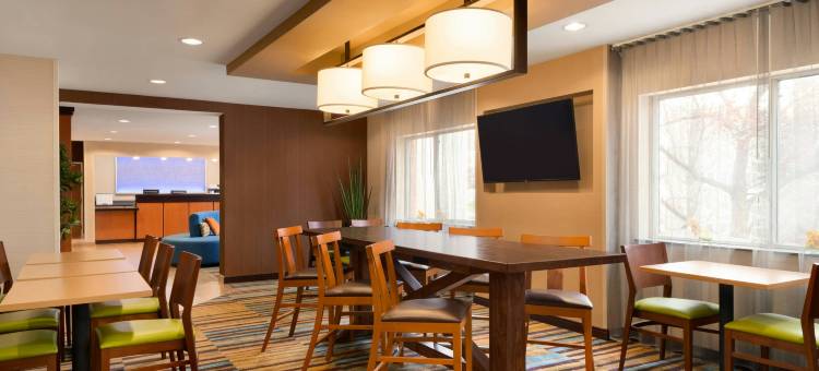 明尼阿波利斯布卢明顿／美国商城万枫酒店(Fairfield Inn & Suites Minneapolis Bloomington/Mall of America)图片