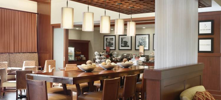 米斯提欢朋套房酒店(Hampton Inn & Suites Mystic)图片
