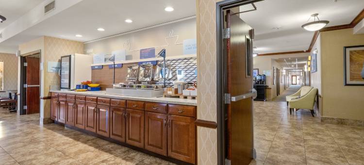 巴斯托 - 66号公路洲际智选假日套房酒店(Holiday Inn Express & Suites Barstow - Route 66 by IHG)图片