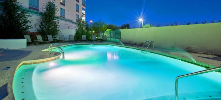 Holiday Inn & Suites 凤凰城机场(Holiday Inn & Suites PHOENIX AIRPORT by IHG)图片